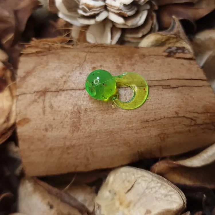 bratkobaits-transparent-green-babel-handmade.webp