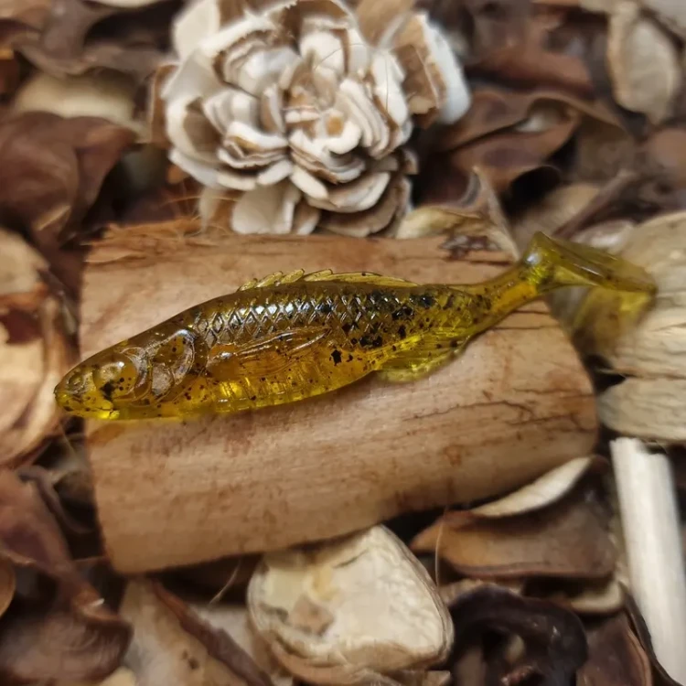 softbait-bratkobaits-demon-green-tea-65-mm-handmade.webp