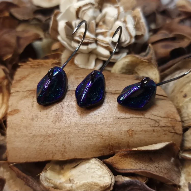 glowka-trojkatna-4-gram-hak-4-violet-rekodzielo-wedkarskie.webp