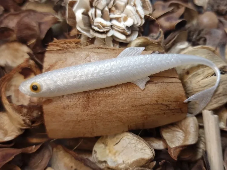 bratko-realfish-100mm-pearl-rekodzielowedkarskie.webp