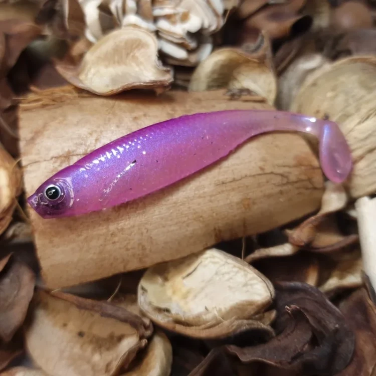 przyneta-kopytko-65mm-realfish-pink.webp