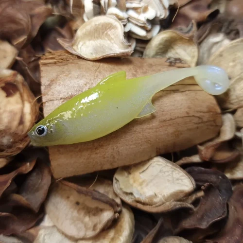 white-yellow-krapik-przyneta-gumowa-collab-baits.webp
