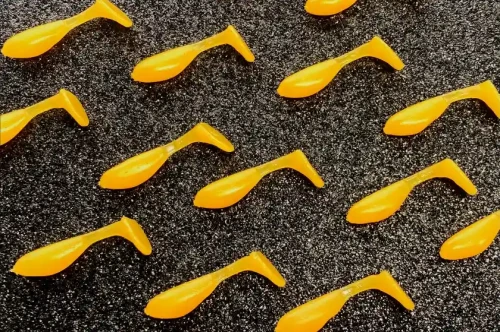 micromaster yellow ultralight softlure przyneta fishchaser.webp