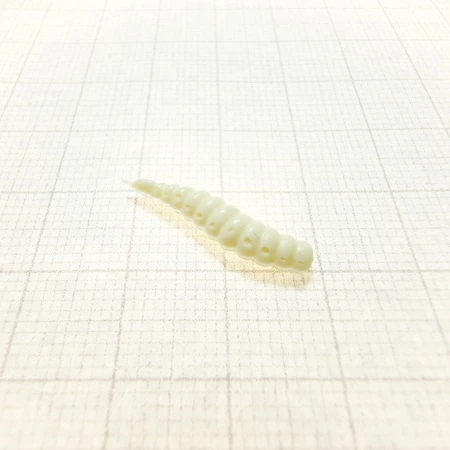 larwa 20mm creme Woldanski Handmade.webp
