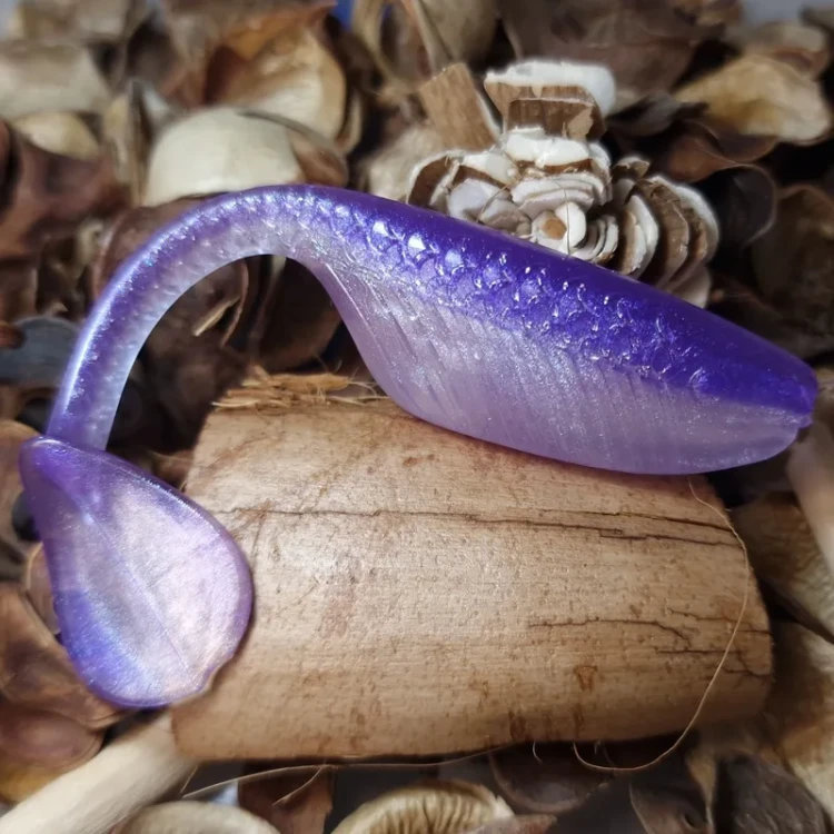 przyneta-enemy-100-mm-darkviolet-mrbaits.webp