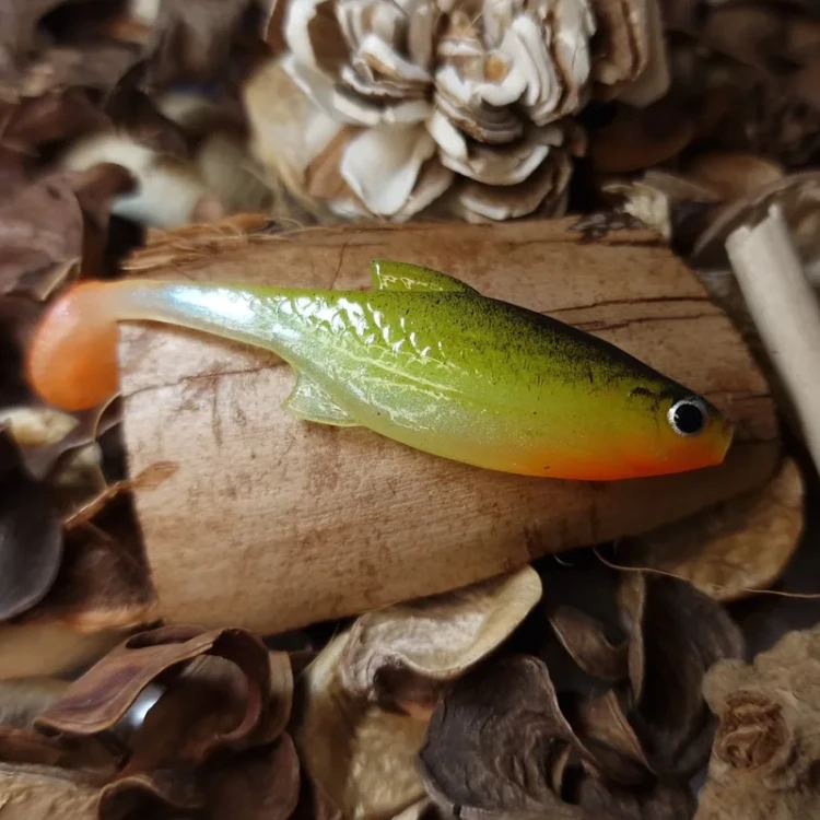 przyneta-gumowa-krąpik-yellow-collab-baits-handmade-softlures.webp