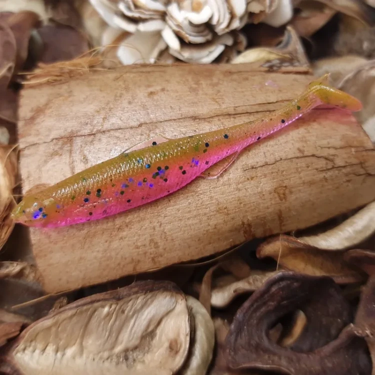 bratkobaits-kosiarz-neon-pink-handmade-lures.webp